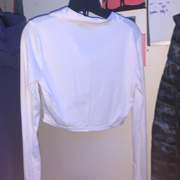Urban Planet White cropped long sleeve - Picture 3 of 4